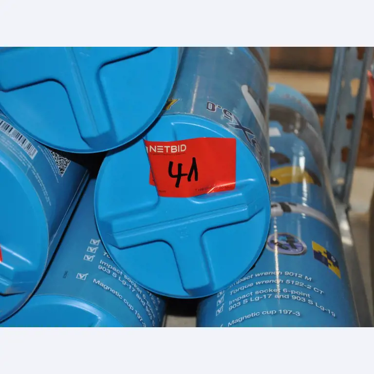Machines, tools, merchandise / workshop equipment of the automobile sector / <br>tyre service-6